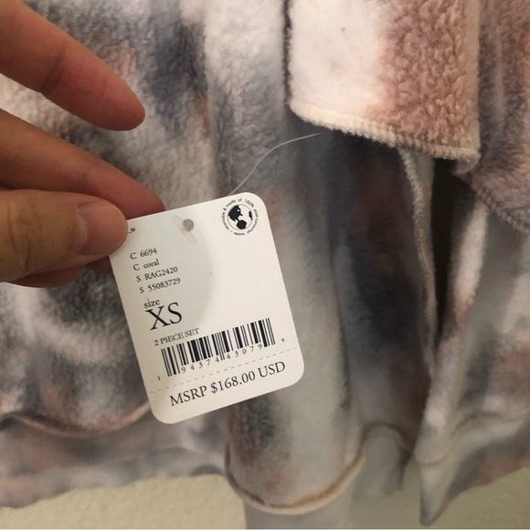 Intimately Free People XS Pajama Set Sweatshirt Shorts Tie Dye Cream $168 - Picture 4 of 9